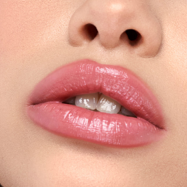 Light skin tone model wearing Wet Stick in Malibu