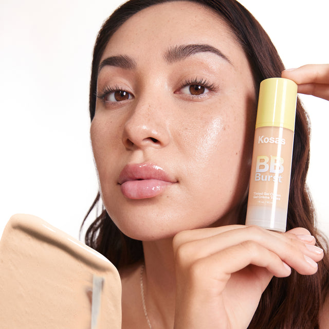 Model wearing BB Burst in Light+ Cool 15