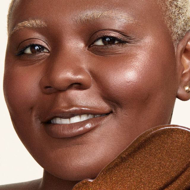 Model wearing Glow I.V. in Energize