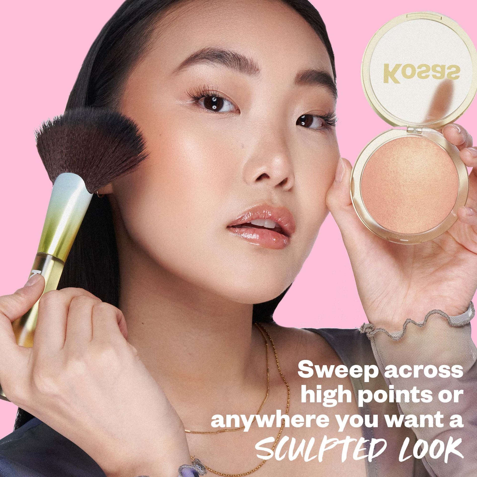 Kosas Contour Fan Brush