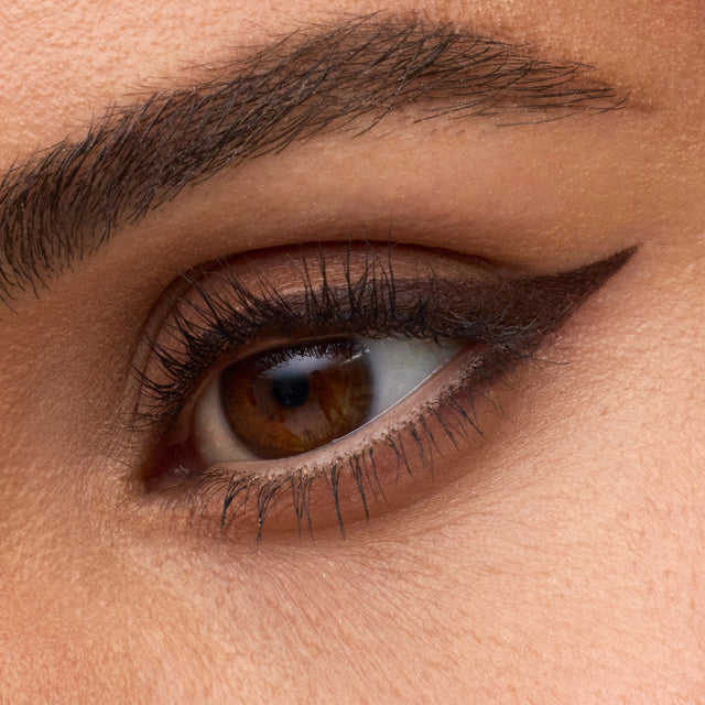 Light brown eye model wearing Soulgazer in Allure