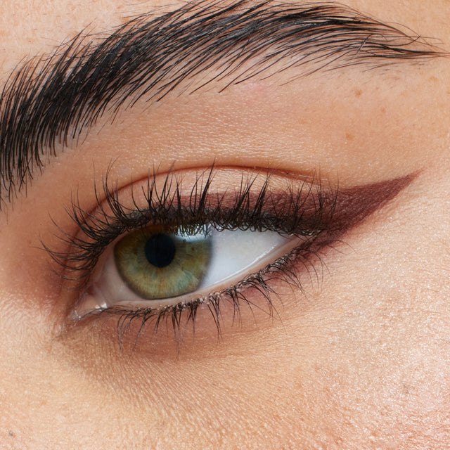 Green eye model wearing Soulgazer in Depth