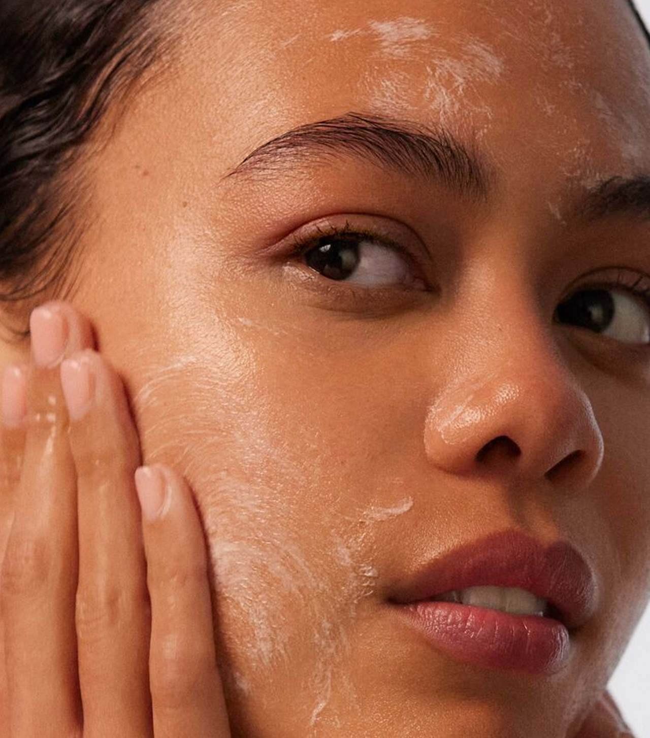 Plump + Juicy Gel Cleanser